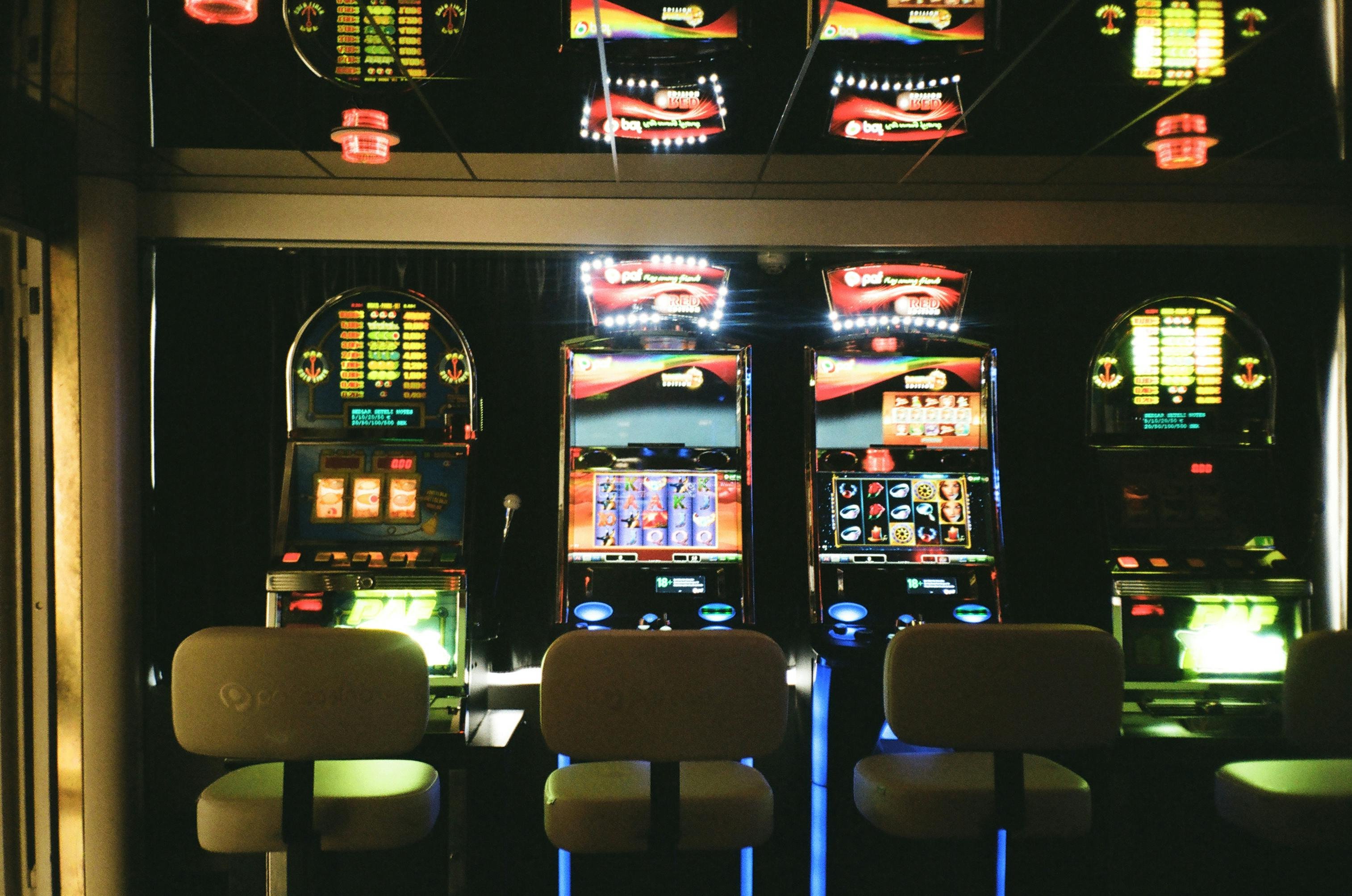 999net ဂိမ်းလော်ဘီ မြန်မာ ကစားသမားများအတွက် Slots Live Casino Card Games